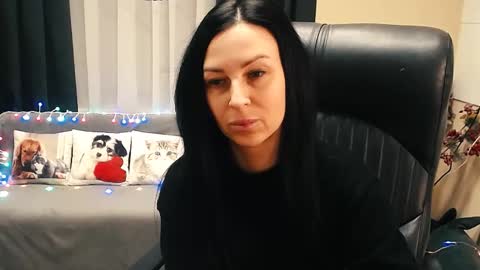 Luisa online show from 5, 1, 2026