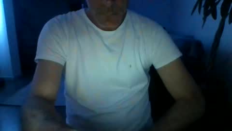 Snapshot of times20 chatting on 9, 10, 2025 times20 online show from 9, 10, 2025