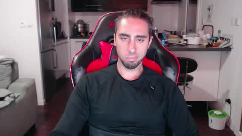Snapshot of timmoo3 chatting on 28, 10, 2025 Tim online show from 28, 10, 2025
