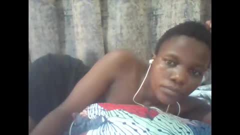 Snapshot of tina2030_1 chatting on 30, 5, 2026 tee online show from 30, 5, 2026