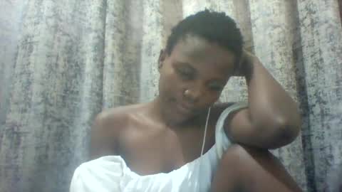 Snapshot of tina2030_1 chatting on 16, 6, 2026 tee online show from 16, 6, 2026