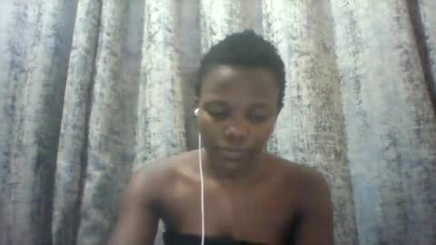 Snapshot of tina2030_1 chatting on 27, 6, 2026 tee online show from 27, 6, 2026