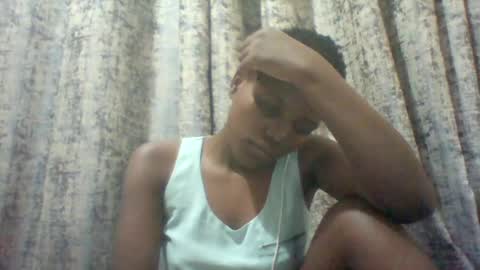 Snapshot of tina2030_1 chatting on 17, 7, 2026 tee online show from 17, 7, 2026