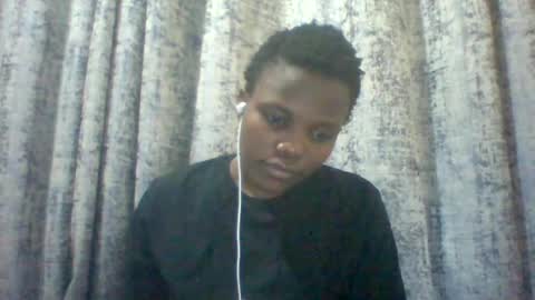Snapshot of tina2030_1 chatting on 28, 7, 2026 tee online show from 28, 7, 2026