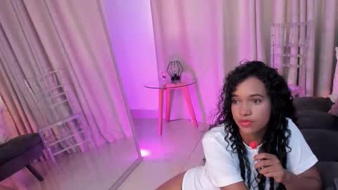 Snapshot of tina_rousse2 chatting on 6, 2, 2026 T I N A online show from 6, 2, 2026