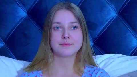 TinaBurton online show from 5, 3, 2026