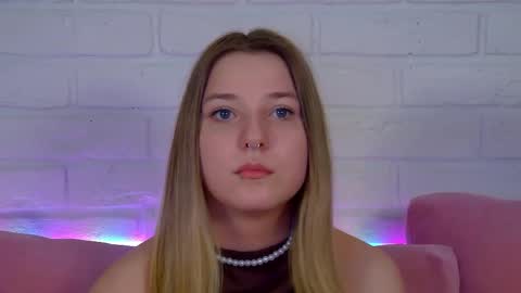 Snapshot of tinaburton chatting on 28, 4, 2026 TinaBurton online show from 28, 4, 2026