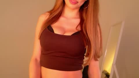Snapshot of tinapie chatting on 19, 5, 2026 Tina online show from 19, 5, 2026