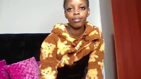 Snapshot of tinashe004 chatting on 15, 5, 2026 tinashe online show from 15, 5, 2026