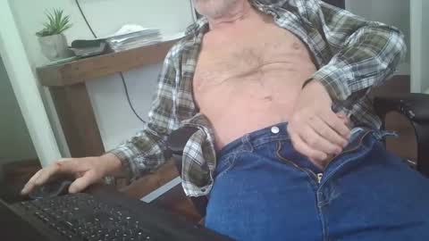 Snapshot of tincup430 chatting on 4, 3, 2025 5 day load on deck online show from 4, 3, 2025