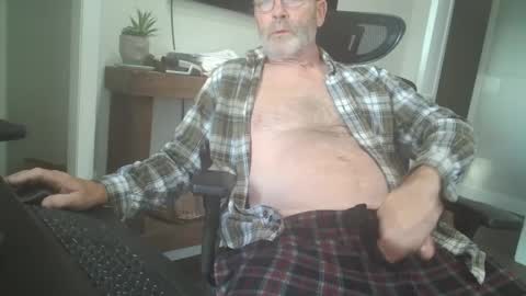 Snapshot of tincup430 chatting on 6, 10, 2025 5 day load on deck online show from 6, 10, 2025