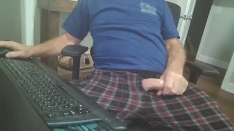 Snapshot of tincup430 chatting on 20, 10, 2025 5 day load on deck online show from 20, 10, 2025