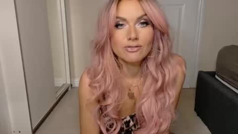 Snapshot of tinkerbell822 chatting on 8, 2, 2026 tinkerbell822 online show from 8, 2, 2026