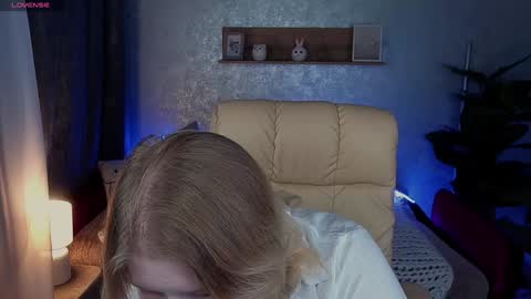 TinkerrBelll online show from 4, 2, 2025