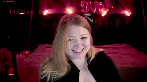 TinkerrBelll online show from 18, 2, 2026