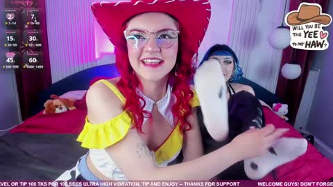 Snapshot of tiny__emmy chatting on 13, 12, 2024 Emmy blue berry1 online show from 13, 12, 2024