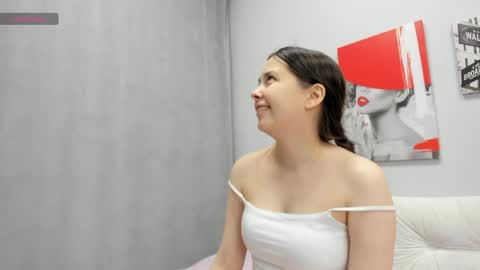 Snapshot of tiny__juju chatting on 18, 5, 2026 JuJu online show from 18, 5, 2026