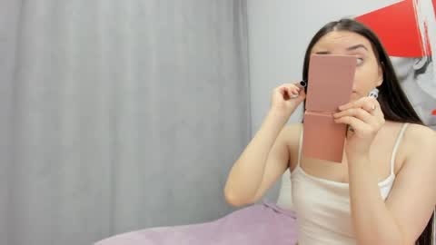 Snapshot of tiny__juju chatting on 27, 5, 2026 JuJu online show from 27, 5, 2026