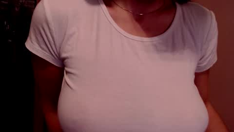 Lily online show from 4, 12, 2024