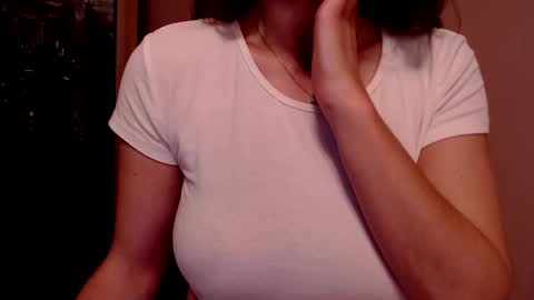 Lily online show from 5, 12, 2024