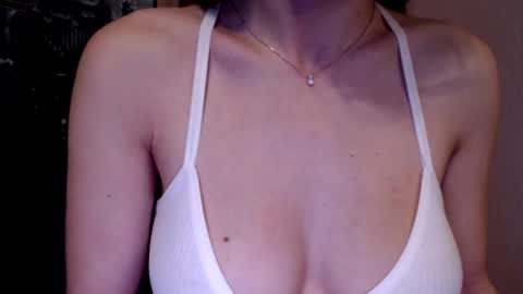 Lily online show from 1, 1, 2025