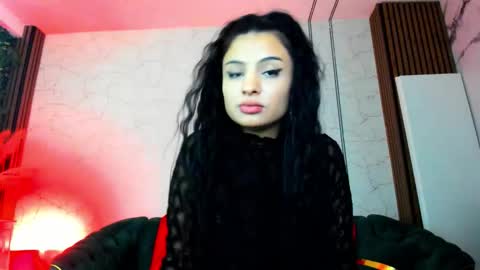 TinyVixen  online show from 13, 10, 2025