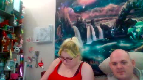 Snapshot of tipthekittenxo chatting on 27, 2, 2026 tipthekittenxo online show from 27, 2, 2026