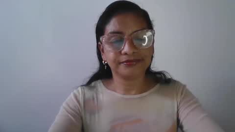 Snapshot of titssmall123 chatting on 8, 12, 2024 Ester online show from 8, 12, 2024