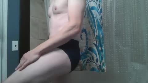 Snapshot of tittyzandbeer chatting on 3, 11, 2025 tittyzandbeer online show from 3, 11, 2025