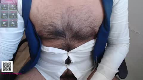 Snapshot of toaster1993 chatting on 2, 11, 2025 Leonel online show from 2, 11, 2025