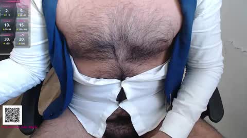 Snapshot of toaster1993 chatting on 17, 11, 2025 Leonel online show from 17, 11, 2025