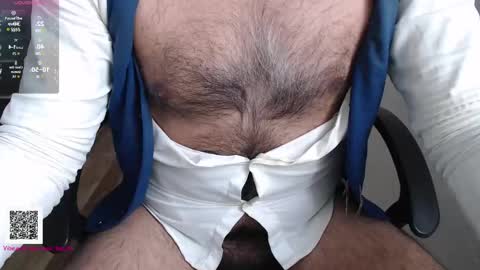 Snapshot of toaster1993 chatting on 5, 12, 2025 Leonel online show from 5, 12, 2025