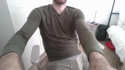Snapshot of toja112 chatting on 30, 5, 2026 Martin online show from 30, 5, 2026