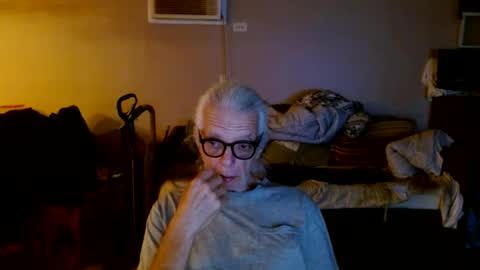 tom112292014 online show from 23, 9, 2025