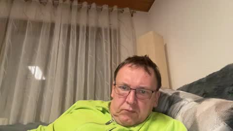 Tom online show from 26, 2, 2026