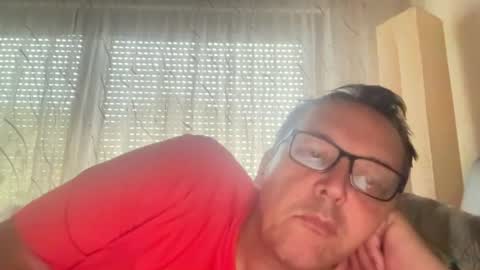 Snapshot of tom6644 chatting on 15, 7, 2026 Tom online show from 15, 7, 2026