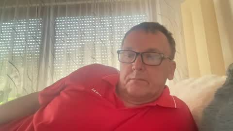 Snapshot of tom6644 chatting on 22, 7, 2026 Tom online show from 22, 7, 2026