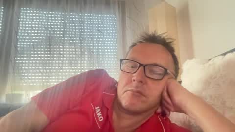 Snapshot of tom6644 chatting on 23, 7, 2026 Tom online show from 23, 7, 2026
