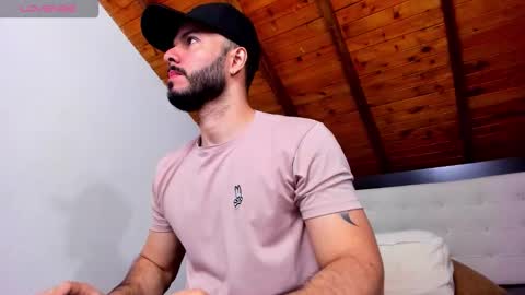 Snapshot of tom_bailey_ chatting on 7, 2, 2026 online show from 7, 2, 2026