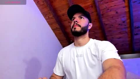 Snapshot of tom_bailey_ chatting on 10, 2, 2026 online show from 10, 2, 2026