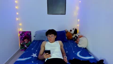 Tom Blue online show from 11, 3, 2026