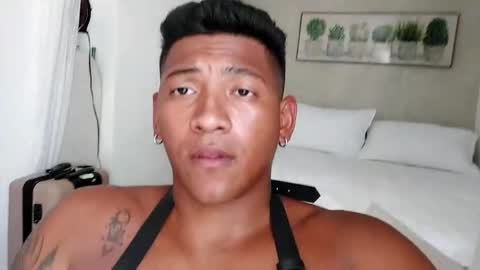 Tom online show from 8, 3, 2025