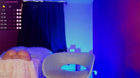 Tom online show from 8, 10, 2025