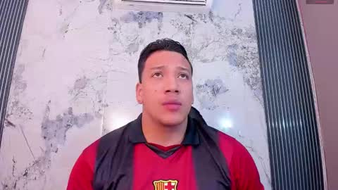 Tom muscle1 online show from 1, 3, 2026