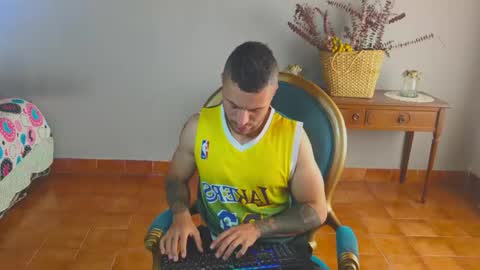 tomDavisXl online show from 24, 4, 2026