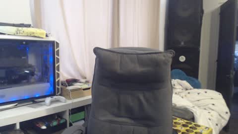 Snapshot of tomentomo chatting on 18, 12, 2024 Tont online show from 18, 12, 2024