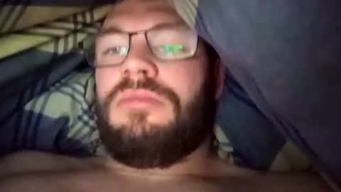 Snapshot of tomlaw1991 chatting on 21, 11, 2025 tomlaw1991 online show from 21, 11, 2025