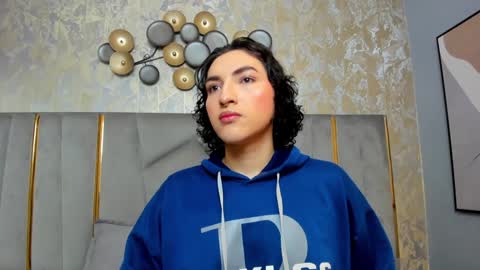   online show from 4, 2, 2025