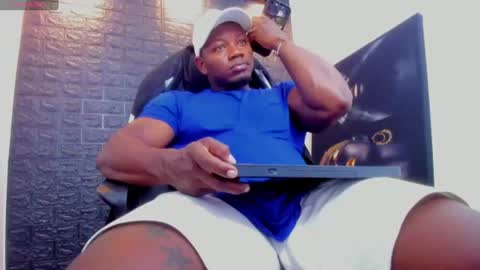 Snapshot of tommike388 chatting on 6, 7, 2026 Tom Mike online show from 6, 7, 2026