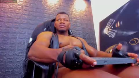 Snapshot of tommike388 chatting on 12, 7, 2026 Tom Mike online show from 12, 7, 2026